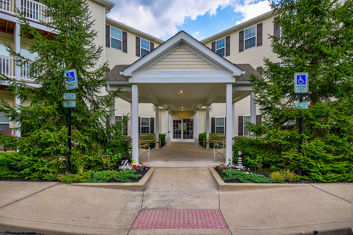 Norwood Greene Senior Living Apartments in Marietta, OH RENTCafe